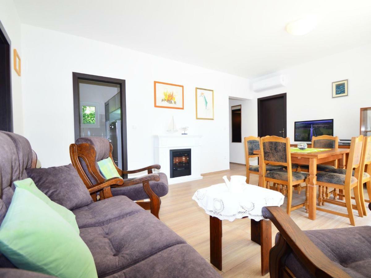 Apartment Amiela Trogir Buitenkant foto